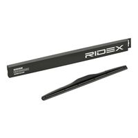 RIDEX 298W0218 - Tipo de sujeción: sujeción por gancho<br>Longitud 1 [mm]: 450<br>Tipo de escobilla: Escobillas con arco, sin spoiler<br>Lado de montaje: delante<br>
